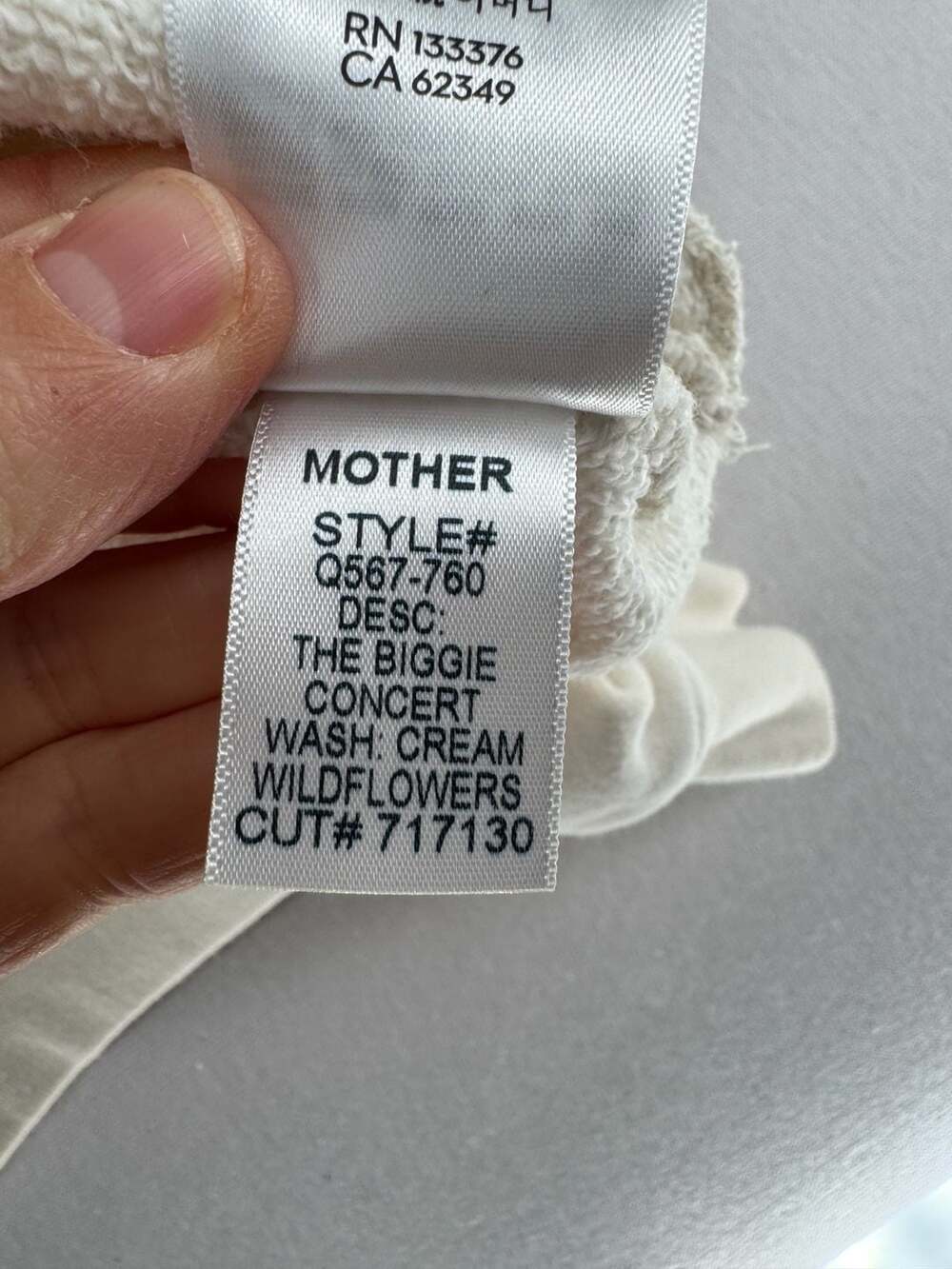 MOTHER Don't Step On The Wildflowers Graphic Sweatshirt Off White - Picture 8 of 10